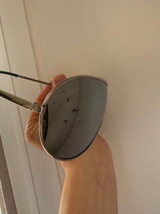 Gafas de sol Ray-Ban plateadas y negras