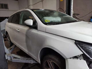 Despiece Peugeot 308 Sw Ii 1.6 E-hdi (115 Cv