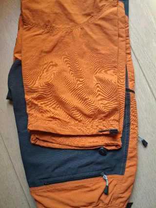 Pantalones técnicos Trango World naranjas