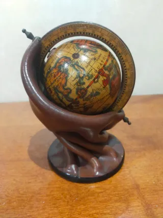 Mappamondo decorativo