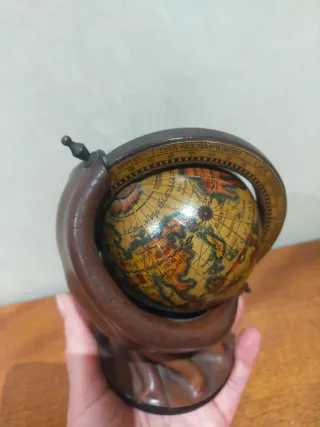 Mappamondo decorativo