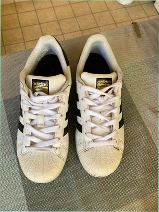 Adidas Superstar Talla 43 Blancas Negras
