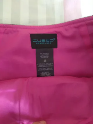 Falda estampada con cinturón