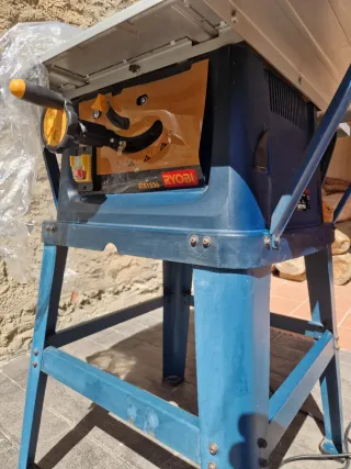 Sierra de mesa de aluminio Ryobi ETS1526