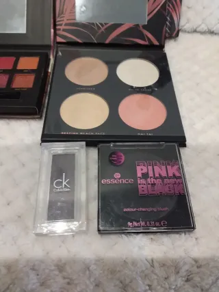 Lote Maquillaje: Paletas y Sombras