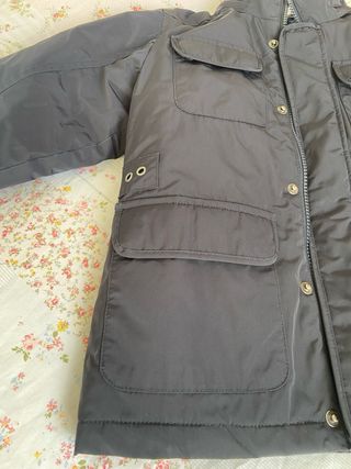 Abrigo Hackett Negro