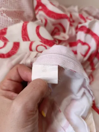 Traje de flamenca beige y rojo