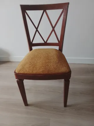 6 Sillas de madera con asiento de tela precio x un