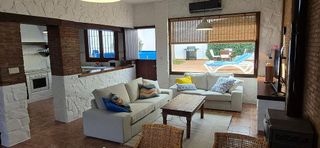 Chalet en venta en Zona Fuentemora en Antequera