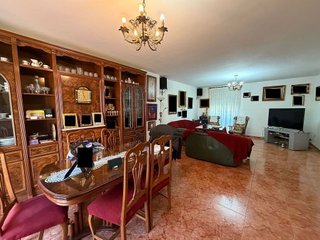Casa adosada en venta en Úbeda