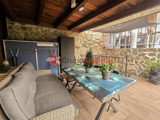 Casa adosada en venta en Parla Este en Parla