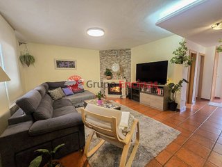Casa adosada en venta en Parla Este en Parla