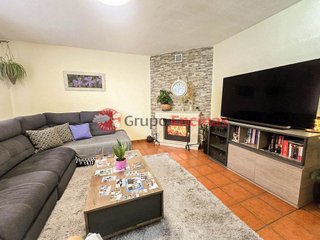 Casa adosada en venta en Parla Este en Parla
