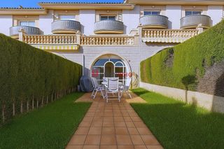 Casa adosada en venta en Sant Pere de Ribes Centro en Sant Pere de Ribes
