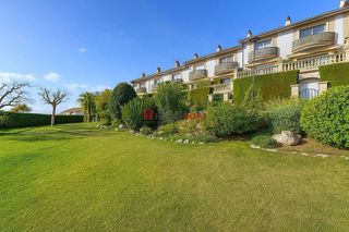 Casa adosada en venta en Sant Pere de Ribes Centro en Sant Pere de Ribes