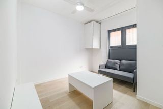 Piso en venta en Les Roquetes en Barcelona