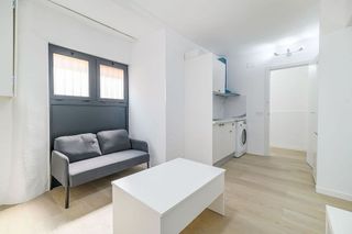 Piso en venta en Les Roquetes en Barcelona
