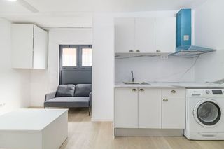 Piso en venta en Les Roquetes en Barcelona