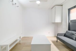 Piso en venta en Les Roquetes en Barcelona