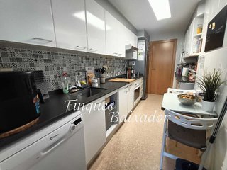 Piso en venta en Can Roca-Muntanyeta en Castelldefels