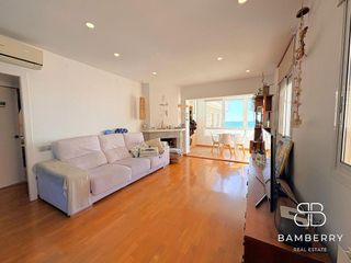 Ático en venta en Lluminetes en Castelldefels