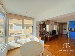 Ático en venta en Lluminetes en Castelldefels