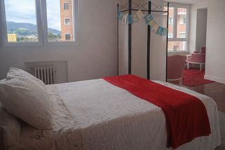 Piso en venta en San Pedro de Deusto-La Ribera en Bilbao