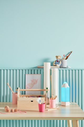 Lámpara LED Forma Lápiz " Se vende " hoy