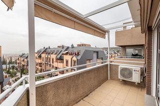 Ático en venta en Bola de Oro - Serrallo en Granada