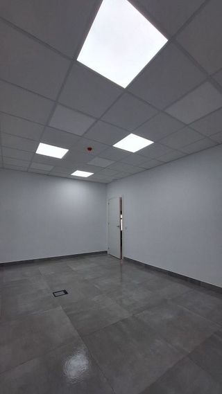 Nave industrial en venta en Pisa en Mairena del Aljarafe