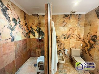 Piso en venta en Nueva Andalucía centro en Marbella