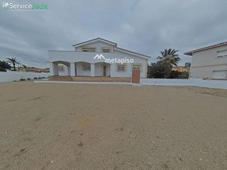 Chalet en venta en Berà Mar - El Francaset en Roda de Barà