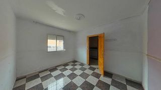 Casa adosada en venta en Este en Mérida