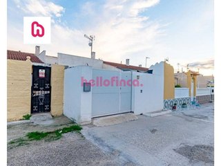 Casa adosada en venta en La Siesta - El Salado - Torreta en Torrevieja