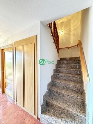 Casa adosada en venta en Yeles