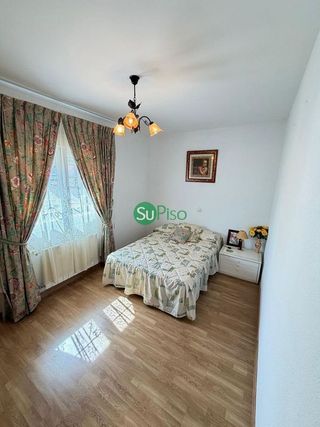 Casa adosada en venta en Yeles