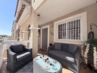 Casa adosada en venta en Altos - La Florida en Orihuela