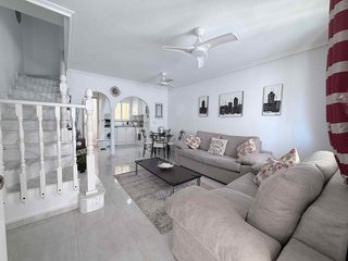 Casa adosada en venta en Altos - La Florida en Orihuela