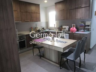 Piso en venta en Casagemes - Canyadó en Badalona