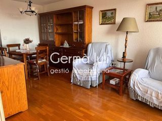 Piso en venta en Casagemes - Canyadó en Badalona