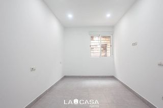 Piso en venta en Sants-Badal en Barcelona