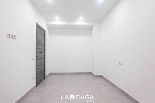 Piso en venta en Sants-Badal en Barcelona
