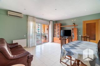 Piso en venta en El Castell-Poble Vell en Castelldefels