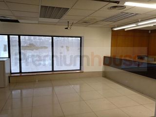 Local comercial en venta en Molins de Rei