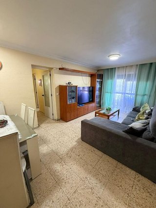 Piso en venta en Parque Alcosa - Jardines del Edén en Sevilla