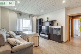 Piso en venta en Almanjáyar en Granada