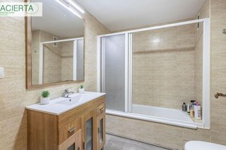 Piso en venta en Almanjáyar en Granada