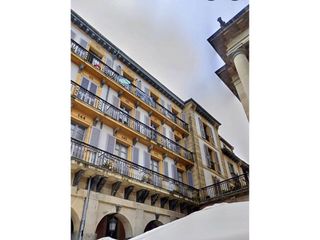 Piso en venta en Parte Vieja en San Sebastián-Donostia