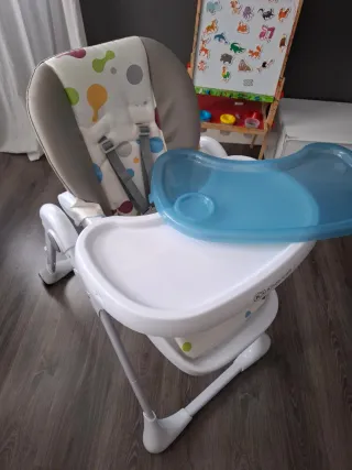 Trona Kinderkraft con cojín estampado
