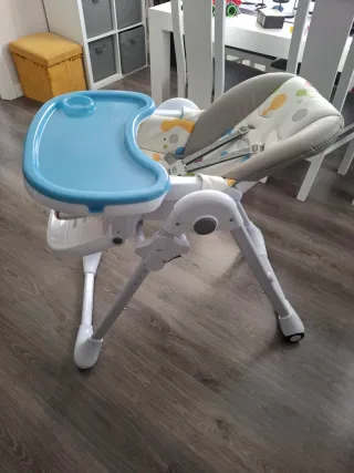 Trona Kinderkraft con cojín estampado